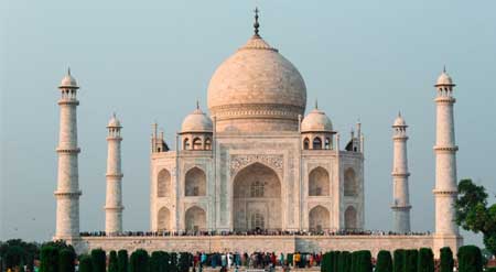 taj-mahal-and-agra-fort-day-tour-from-delhi-by-car